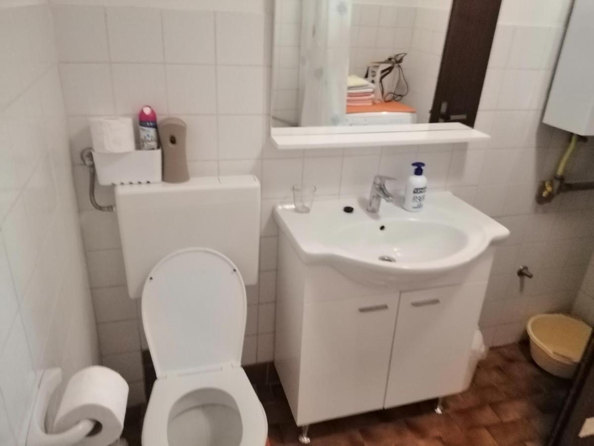 Apartment Πούλα Εξωτερικό φωτογραφία